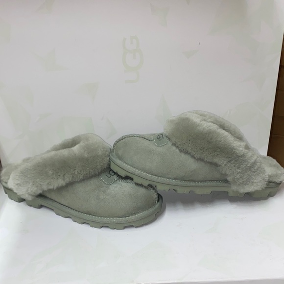 UGG Shoes - UGG COQUETTE